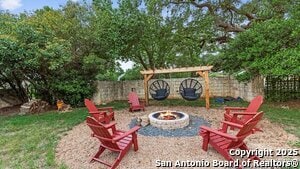 Building Photo - 2455 Old Well Dr