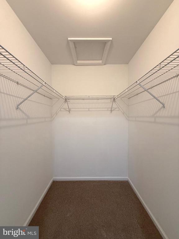 Building Photo - 1512 Foxmeadow Cir