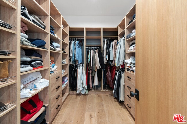 Building Photo - 23283 Erwin St