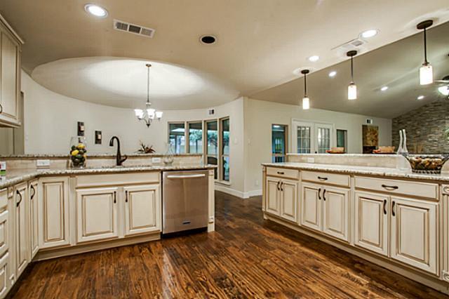 Building Photo - 6951 Stefani Dr