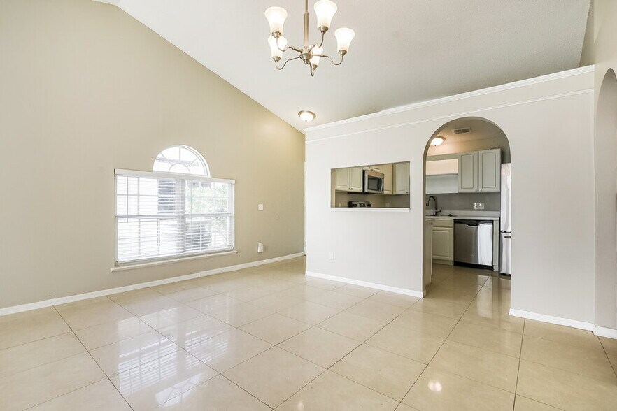 Building Photo - 2459 Parsons Pond Cir