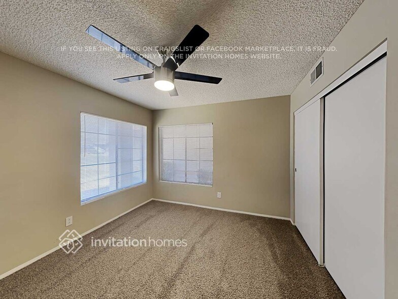 Building Photo - 7543 W Cheryl Dr