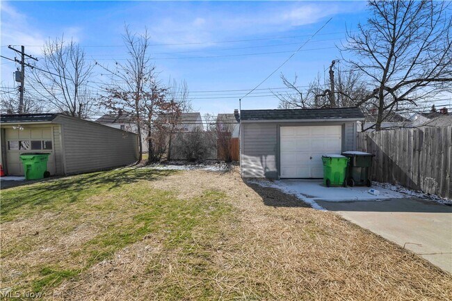 Building Photo - 3794 Salisbury Rd