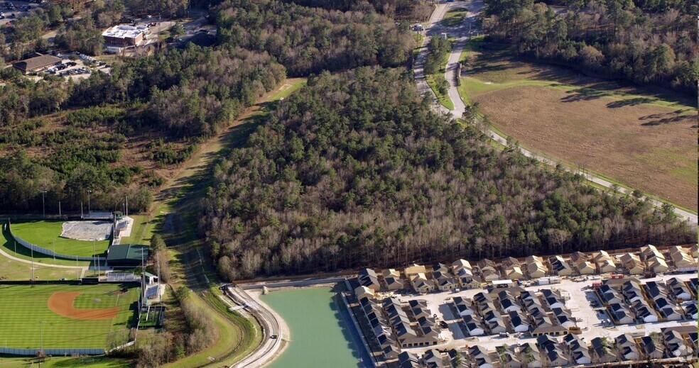 Preserve at Woodridge 4250 Woodridge Pky Kingwood TX 77339