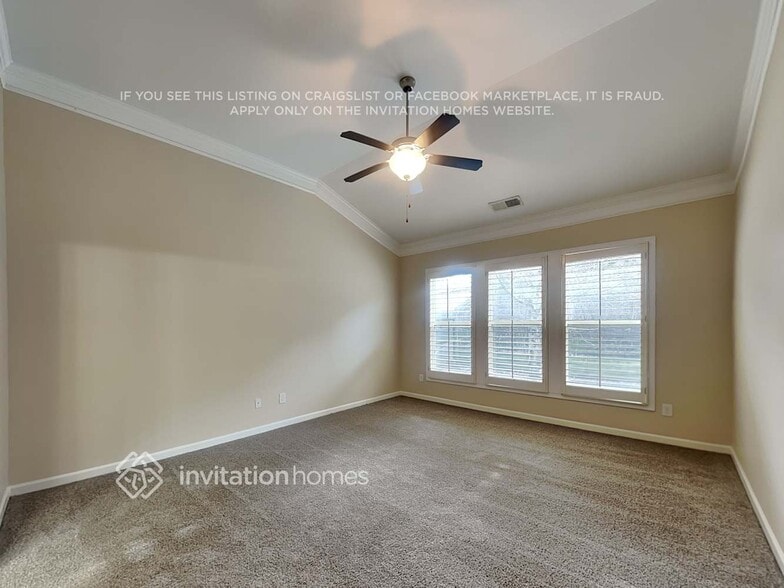 Building Photo - 921 Upland Ives Dr