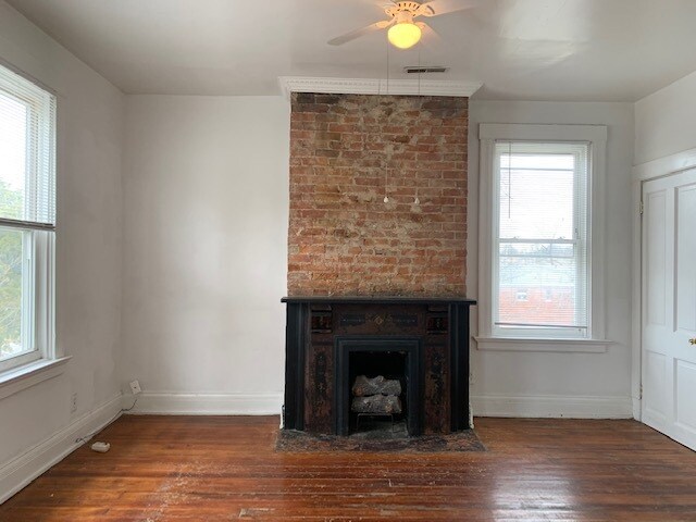 Building Photo - 3042 Gilbert Ave