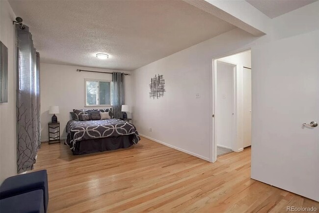 Building Photo - 11960 W Alameda Pky