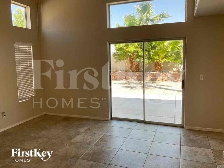 Building Photo - 8008 Revolver Ave