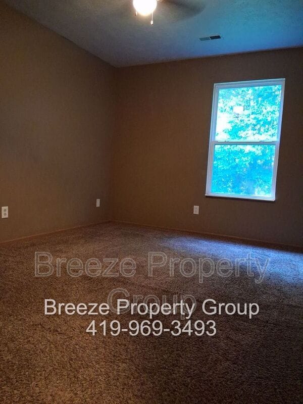 Building Photo - 2975 Megan Cir
