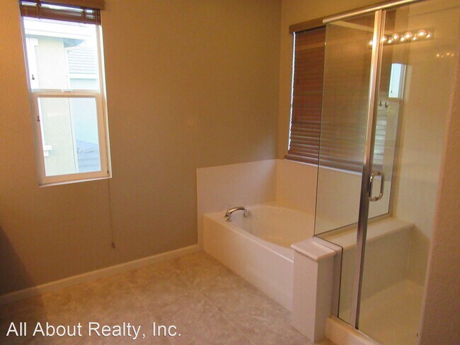 Building Photo - 5 br, 3 bath House - 1634 Arroyo Sierra Way