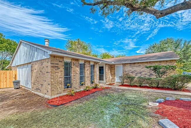 Building Photo - 17414 N Yorkglen Dr