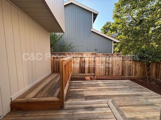Building Photo - 3295 Newmark Dr