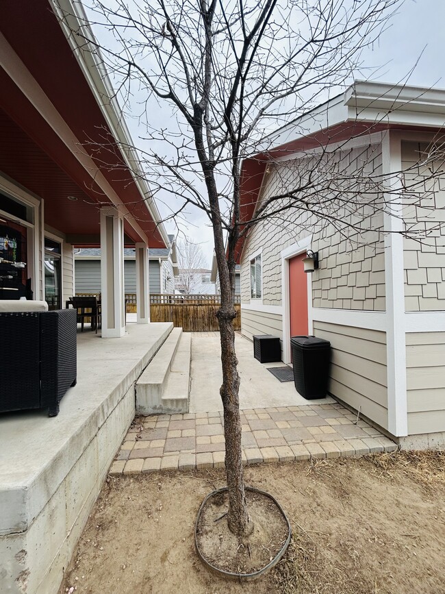 Building Photo - 9067 E 35th Ave