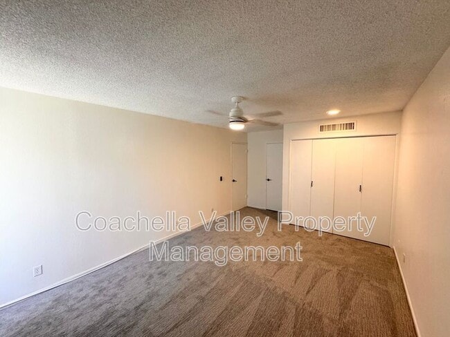 Building Photo - 1655 E Palm Canyon Dr