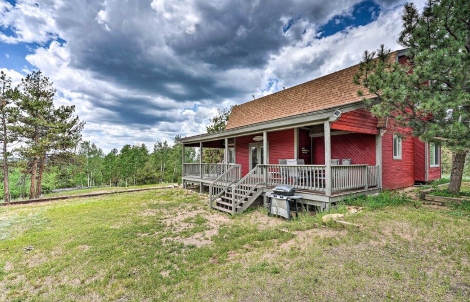 Building Photo - 255 Midnight Ln