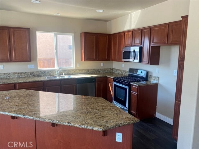 Building Photo - 16557 Denham Ln