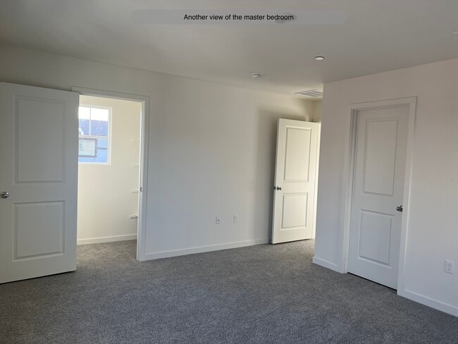 Building Photo - 5632 Molino Cir