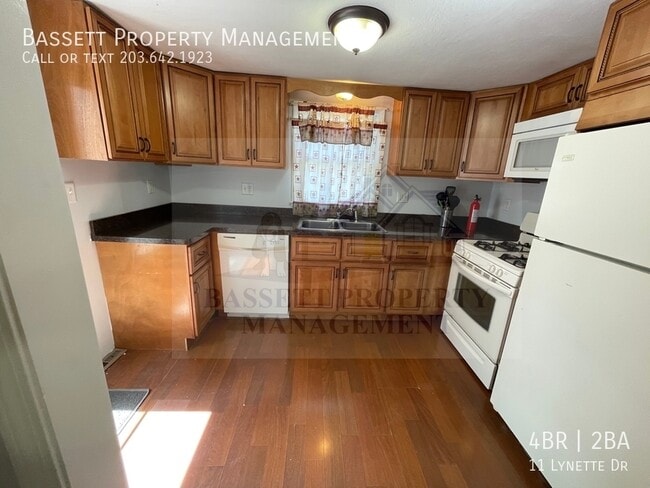 Building Photo - 11 Lynette Dr