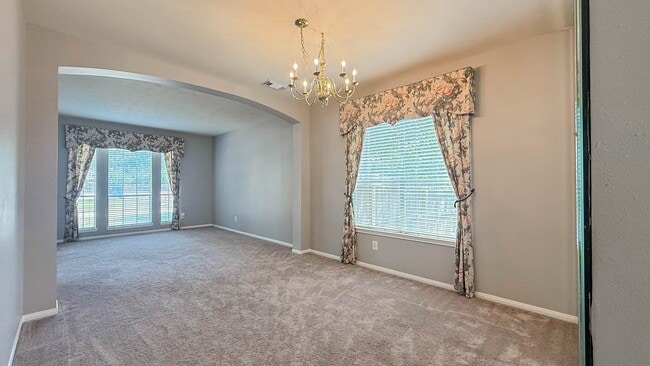 Building Photo - 25915 Drybrook Rd