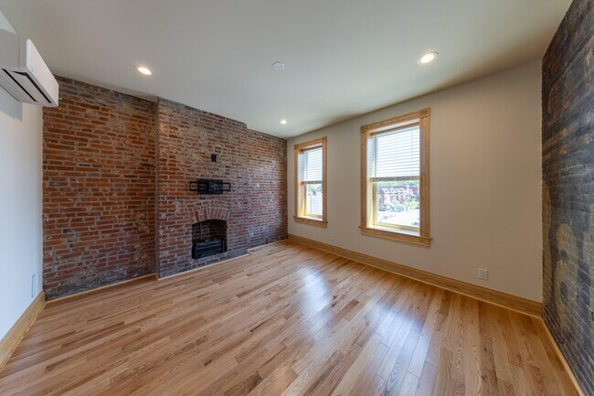 Building Photo - 3233A Morgan Ford Rd