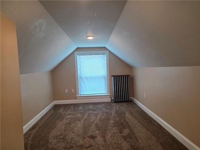 Building Photo - 5166 Springmill Rd
