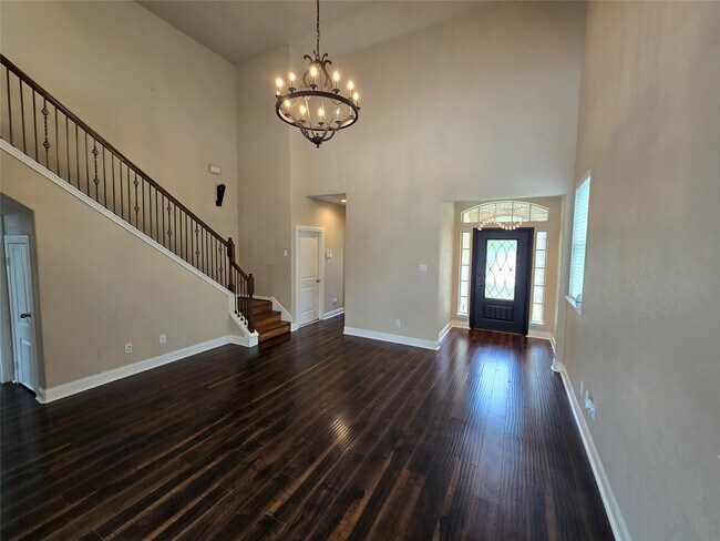 Building Photo - 6119 Grassy Haven Ln