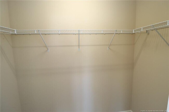 Building Photo - 408 Starkey St
