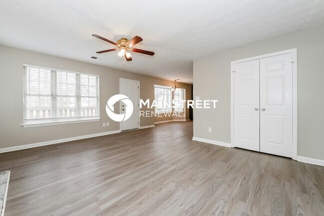 Building Photo - 4 Bedroom Pet-Friendly Home in Decatur, GA...