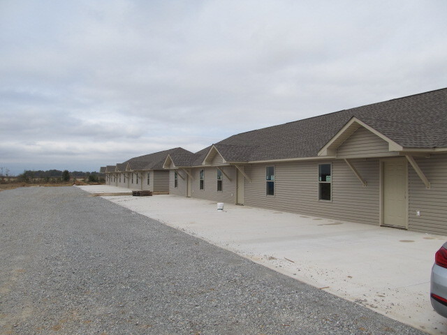 Building Photo - 407 Eagle St