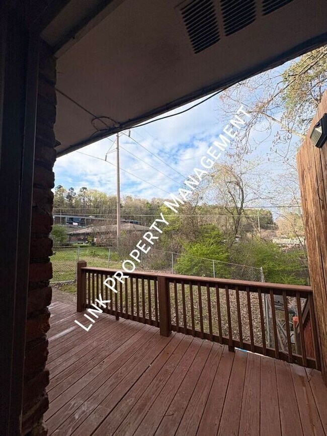 Building Photo - 3403 Gail Dr