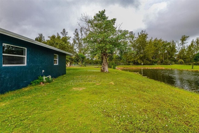 Building Photo - 22500 Labrador St