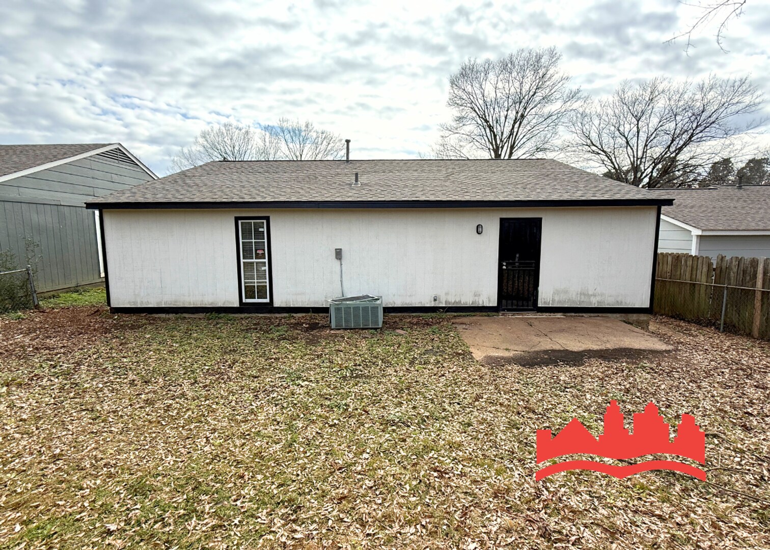 Building Photo - 5636 Maple Tree Dr