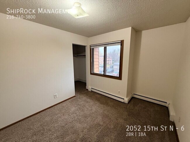 Building Photo - 2052 15th St N