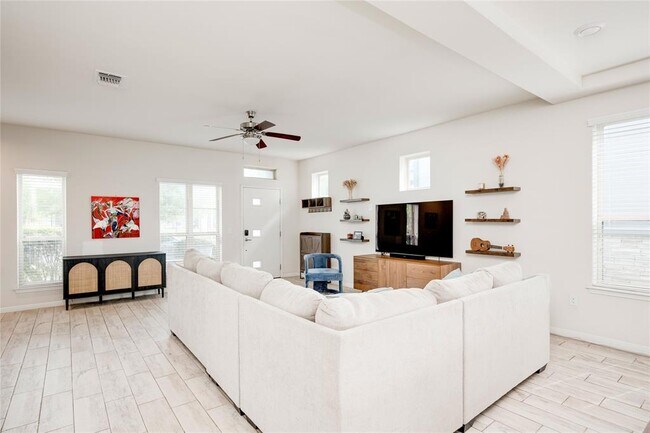 Building Photo - 5805 Charles Merle Dr.