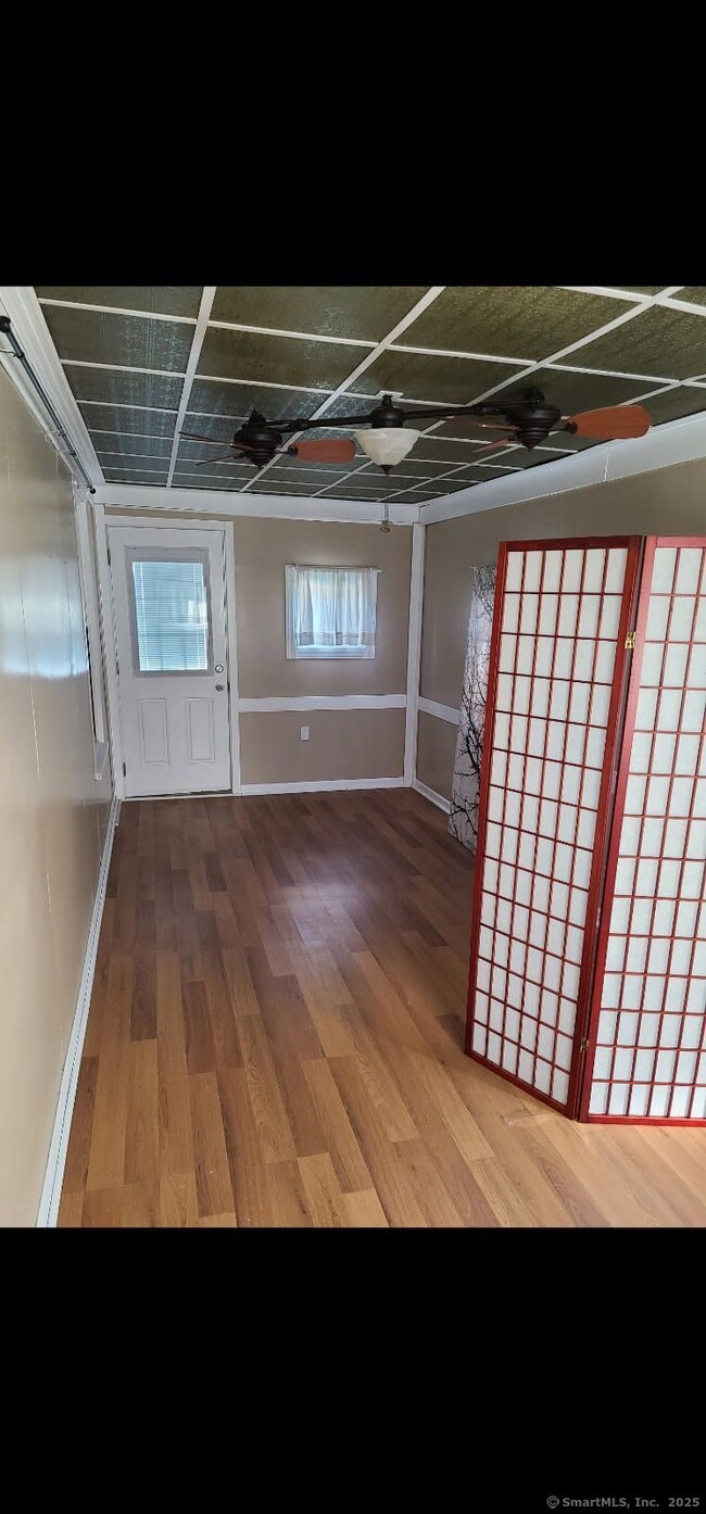 Building Photo - 204 Pembroke Ave