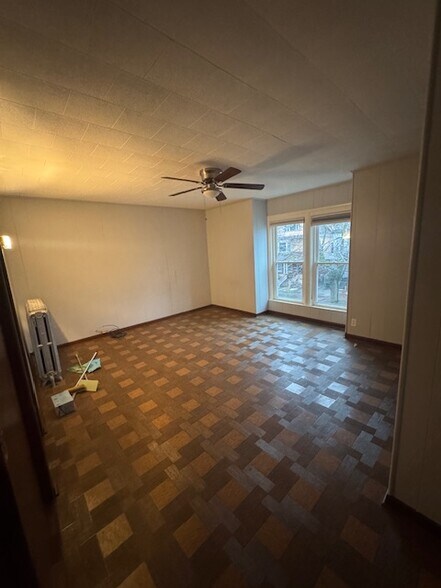 Building Photo - 109 Plymouth Ave