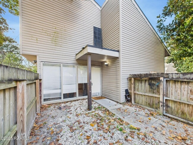 Primary Photo - 511 Fox Run Ave