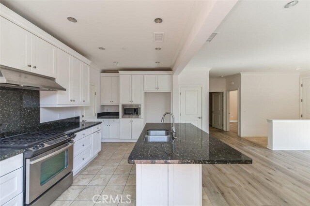 Building Photo - 248 Overbrook