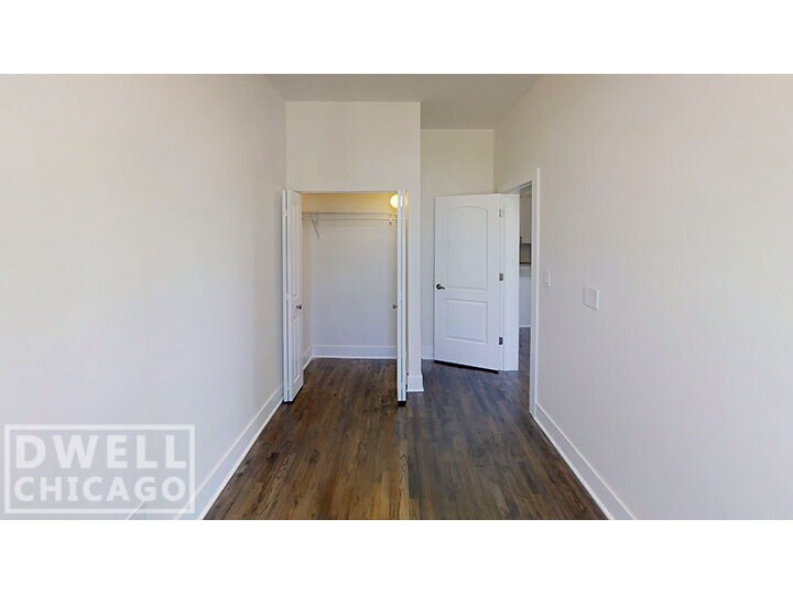 Building Photo - 2362 N Clybourn Ave
