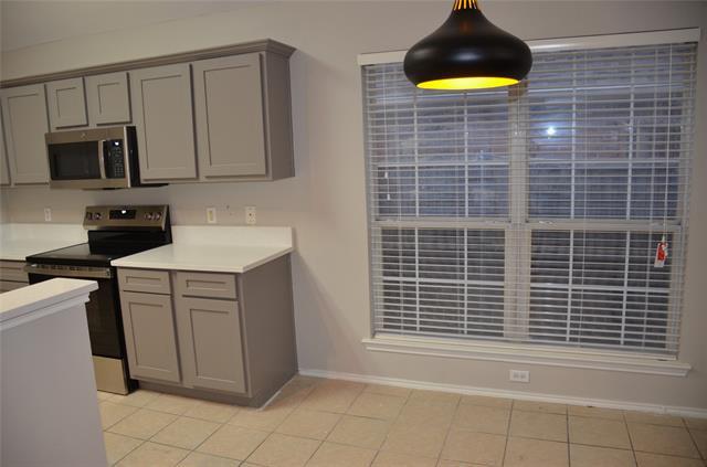 Building Photo - 4722 Park Bend Dr