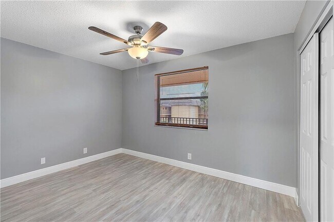 Building Photo - 11477 NW 39th Ct