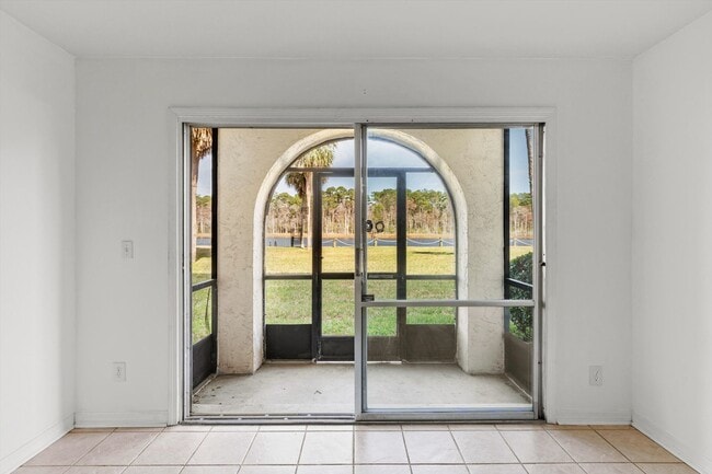 Building Photo - Your waterfront escape awaits!