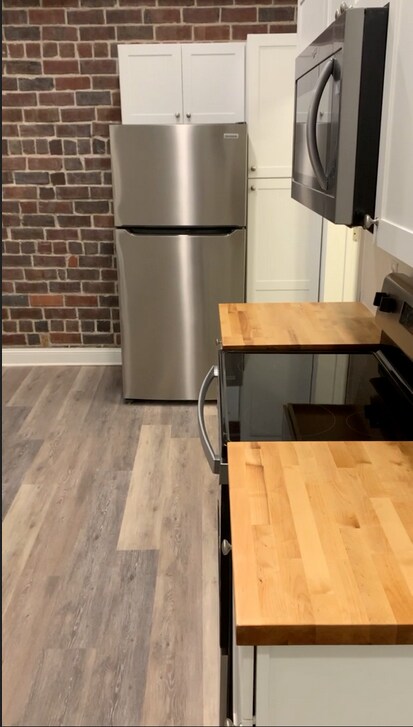 Apt 207 - 4 W State St