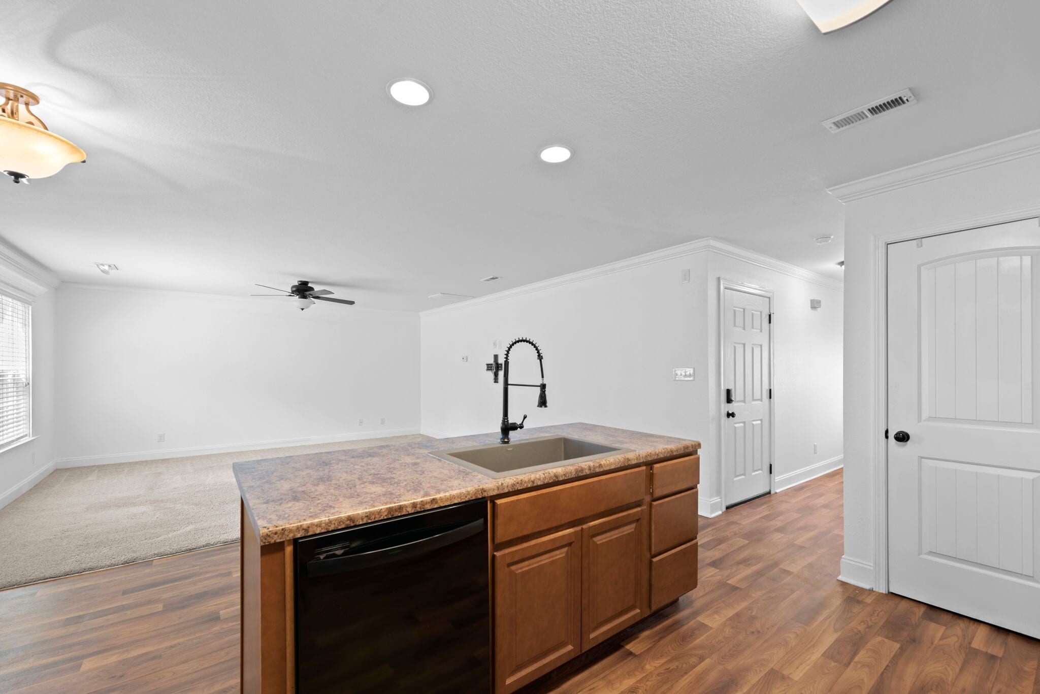Building Photo - 317 Wynberry Ct