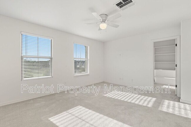 Building Photo - 5821 W Pueblo Ave