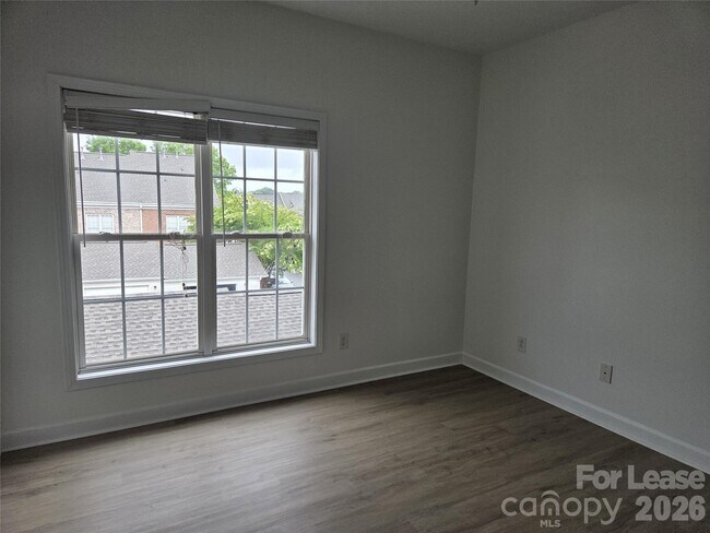 Building Photo - 109 Chawton Ln
