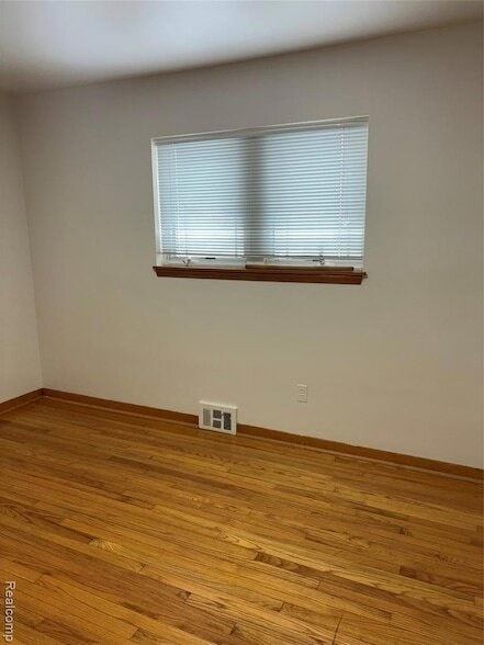 Building Photo - 1641 Fairview Ave