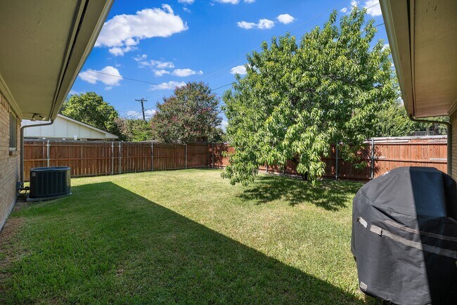 Building Photo - 5119 Creighton Dr