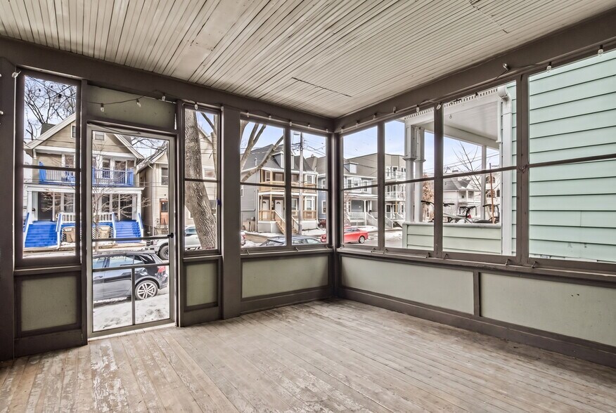 Building Photo - 126 N Franklin St