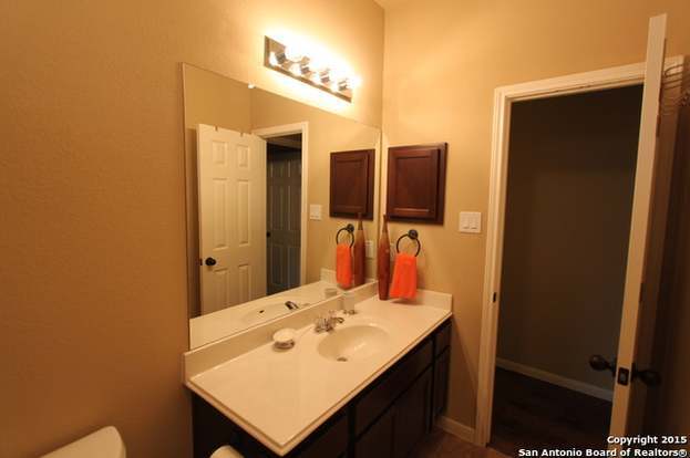 Building Photo - 398 Pecan Meadows